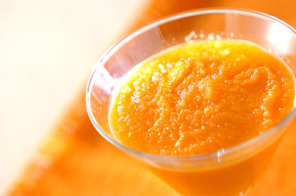 ニンジンとマンゴーのシェイク