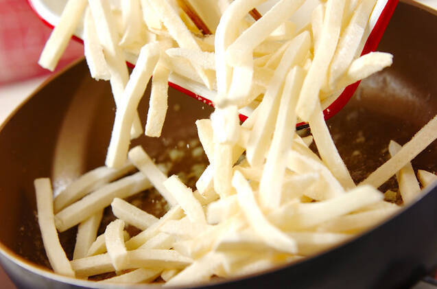 レモン風味のフライドポテトの作り方の手順4