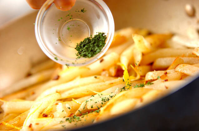 レモン風味のフライドポテトの作り方の手順5