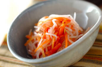 ゆでモヤシの梅おかか和え