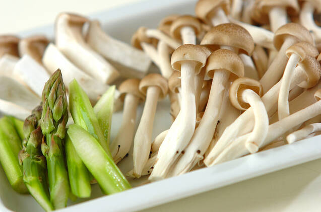 シメジのペペロンチーノの作り方の手順1