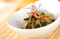 ニラとモヤシのシャッキリピリ辛和え