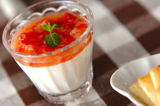 イチゴの濃厚ムース