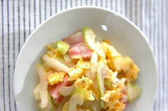 セロリの炒め物