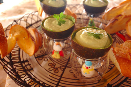 アボカドペースト＆ガーリックトースト