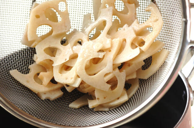 レンコンの梅肉和えの作り方の手順2