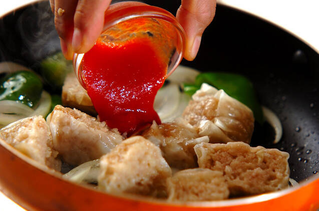 シューマイのチリ炒めの作り方の手順2