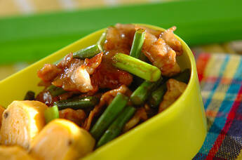 豚とニンニクの芽の炒め物