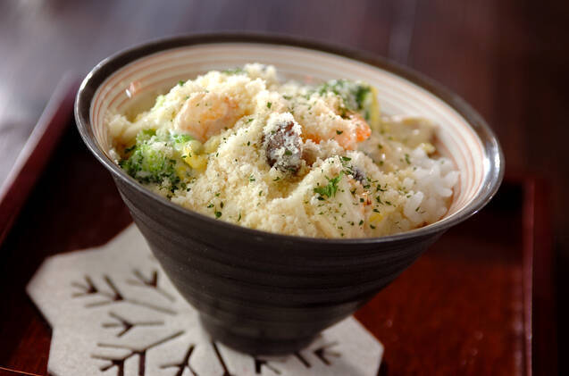 海鮮クリーム丼