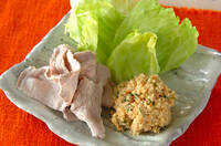 玄米みそのレタス包み