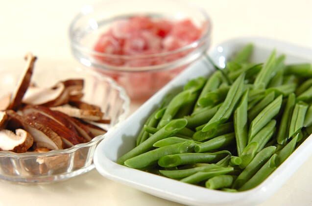 インゲンのゴマ炒めの作り方の手順1