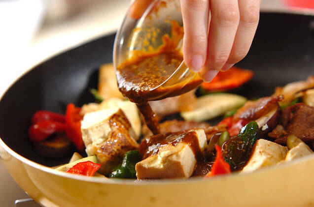 豆腐と豚肉のカレー炒めの作り方の手順3