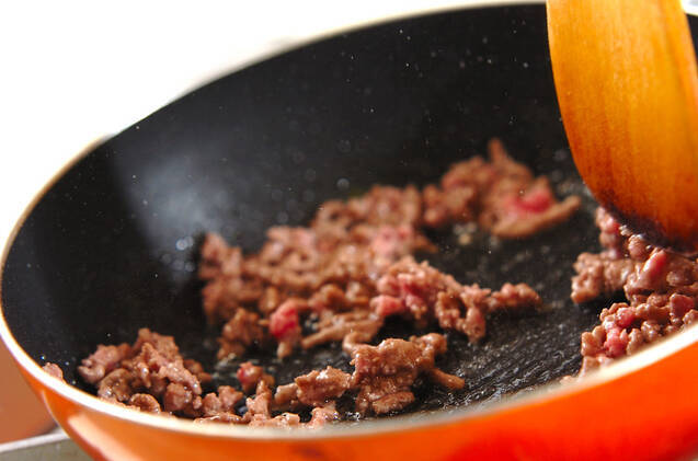 チーズ入りコロッケの作り方の手順2