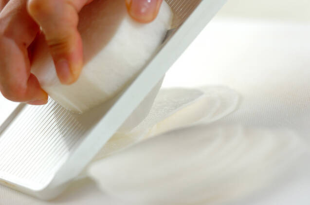 クラゲの梅肉ピンチョスの作り方の手順2