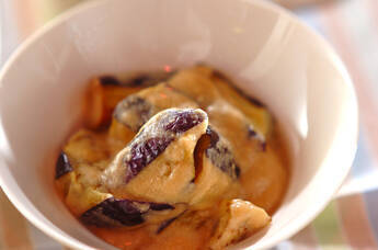 揚げナスのゴマダレがらめ