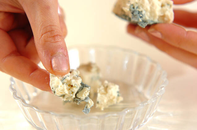 ブルーチーズと豆腐のサラダの作り方の手順1