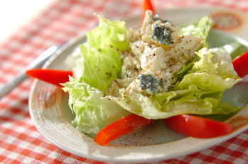 ブルーチーズと豆腐のサラダ