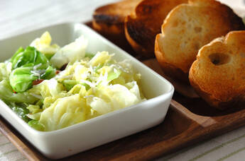 キャベツとジャコの蒸し煮