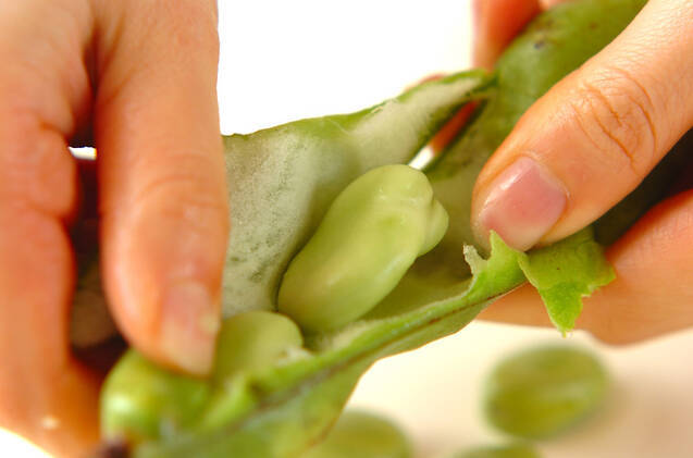ソラ豆入り卵焼きの作り方の手順1