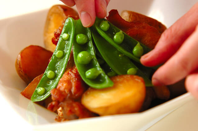 新ジャガと鶏手羽の煮物の作り方の手順6