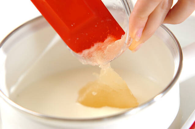 牛乳ゼリーオレンジソースの作り方の手順2