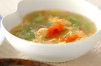 レタスとトマトのアッサリスープ