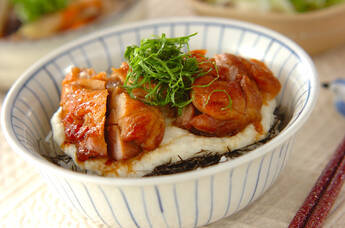 鶏の照り焼き大和芋丼