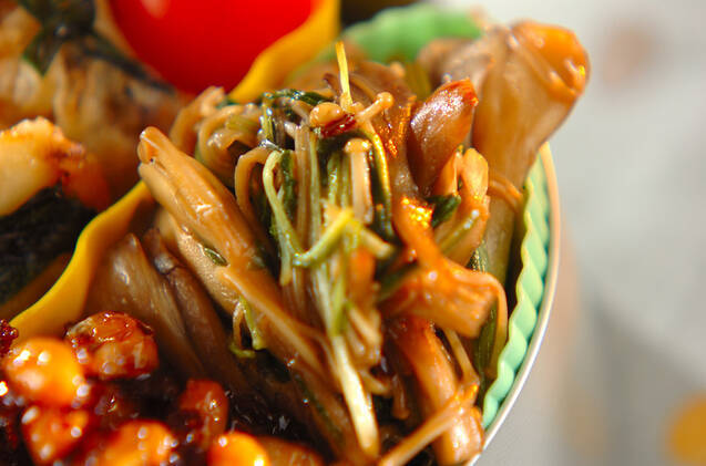 水菜とキノコの炒り煮