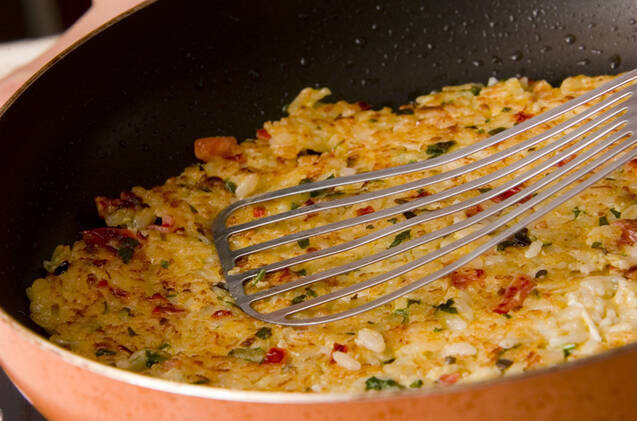 カリカリライスピザの作り方の手順3