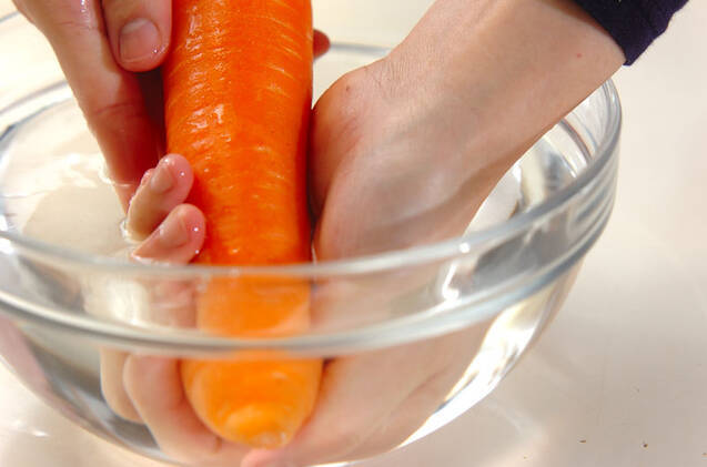 まるごとニンジンバターライスの作り方の手順1