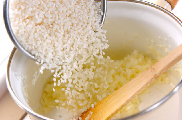 鮭のリゾットの作り方の手順6