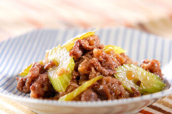 牛肉とセロリの中華炒め