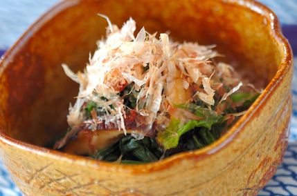 ホウレン草と焼きシイタケのお浸し