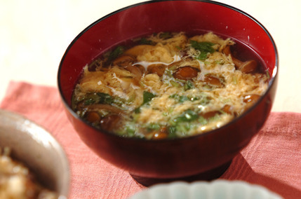 ナメコのふんわり卵汁