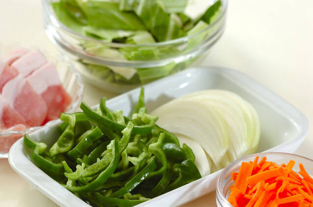 野菜炒めの作り方の手順1