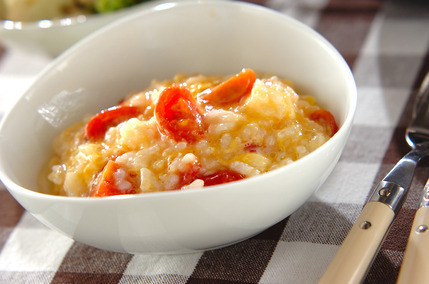 トロトロ卵とトマトのおかゆ