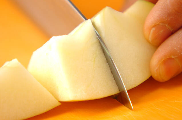 大葉と青リンゴの癒しジュースの作り方の手順2