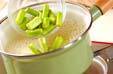 アスパラのみそ汁の作り方4