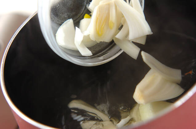 麩のみそ汁の作り方の手順3