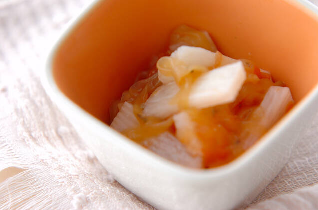 長芋の梅クラゲ和え