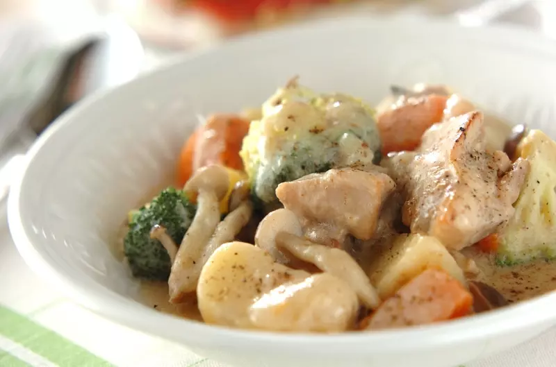 アッサリクリームシチュー レシピ 作り方 E レシピ 料理のプロが作る簡単レシピ