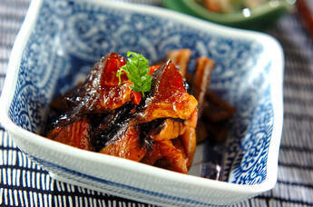 甘辛がおいしい！ブリのアラ炊き