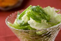 レタスルッコラのサラダ