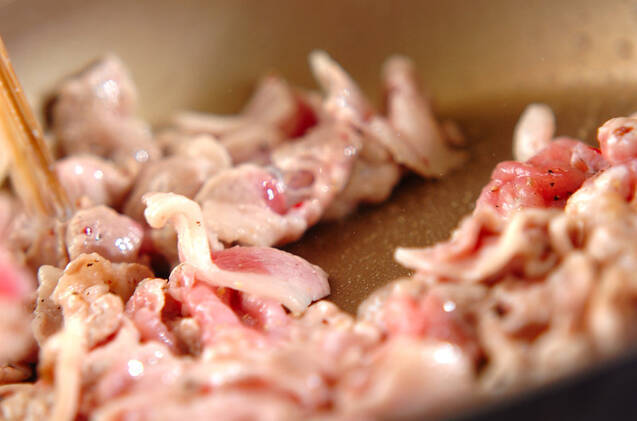 サワークリーム入りマイルドハッシュドポークの作り方の手順7