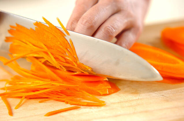 ニンジンのサラダの作り方の手順1