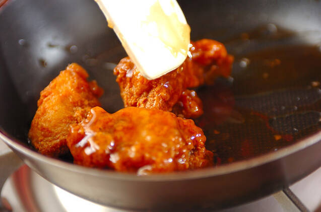 鶏の唐揚げ甘酢和えの作り方の手順2