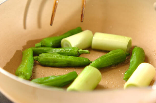 フライパンで焼き鳥の作り方の手順7