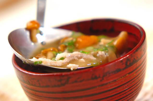 キノコのみそ汁の作り方の手順5