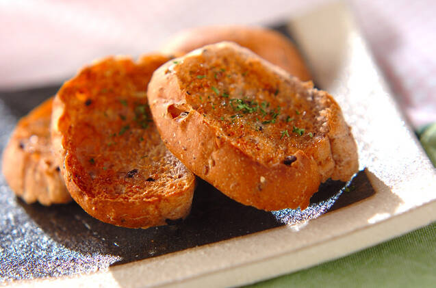 ガーリックトースト