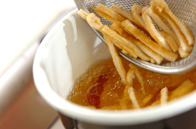 サツマイモの麦みそ汁の作り方の手順3